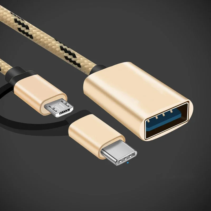 Cable OTG Tipo C conectado a un smartphone