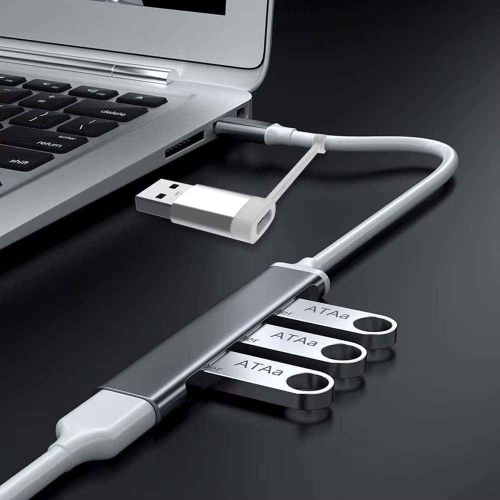 Detalle del hub USB tipo C en aluminum