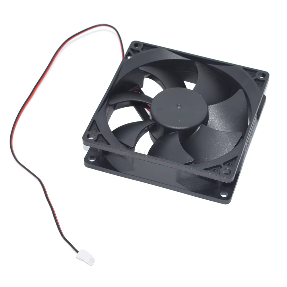Ventilador para equipos de soldadura e inversores