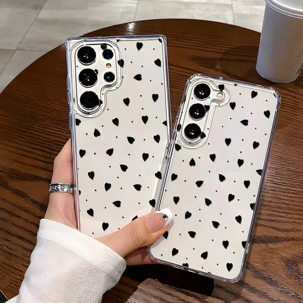 Funda transparente TPU con motivo Love Heart