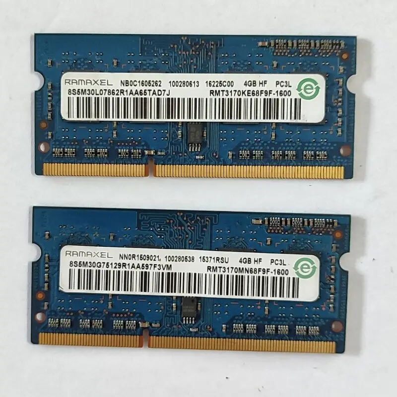 Módulo RAMAXEL DDR3 4GB visto de frente