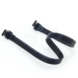 Cable USB-C acodado de 90° para carga y transferencia de datos