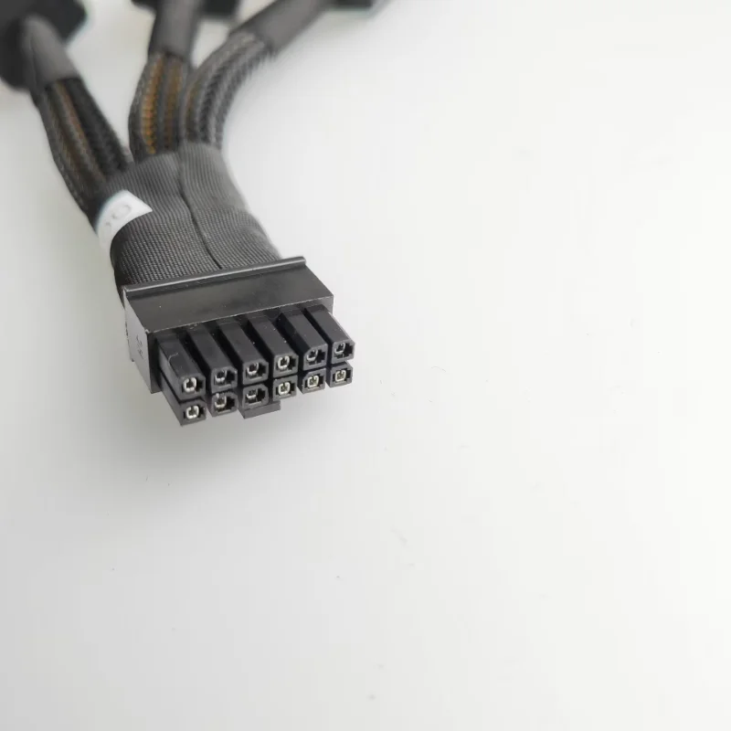 Cable adaptadora GPU con conectores 8 pines a 12VHPWR
