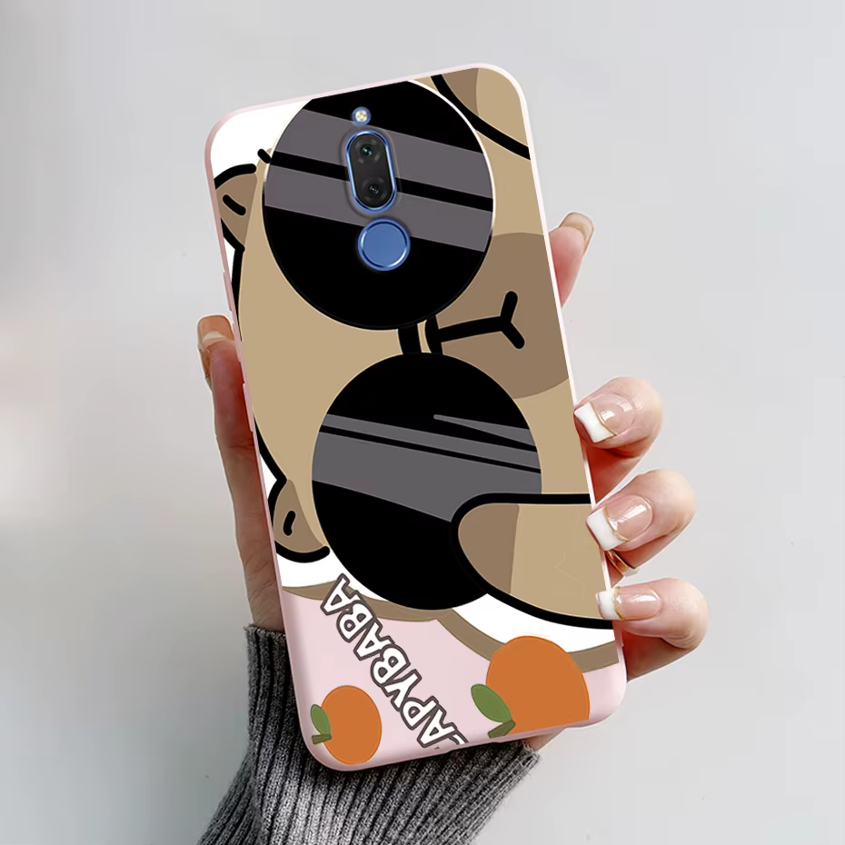 Vista adicional de la funda con estampado Panda