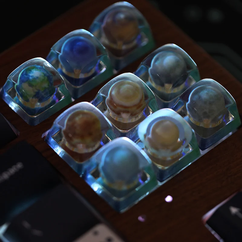 Keycaps Sistema Solar Luna y Planetas – Teclas MX ESC Translúcidas - imagen 2
