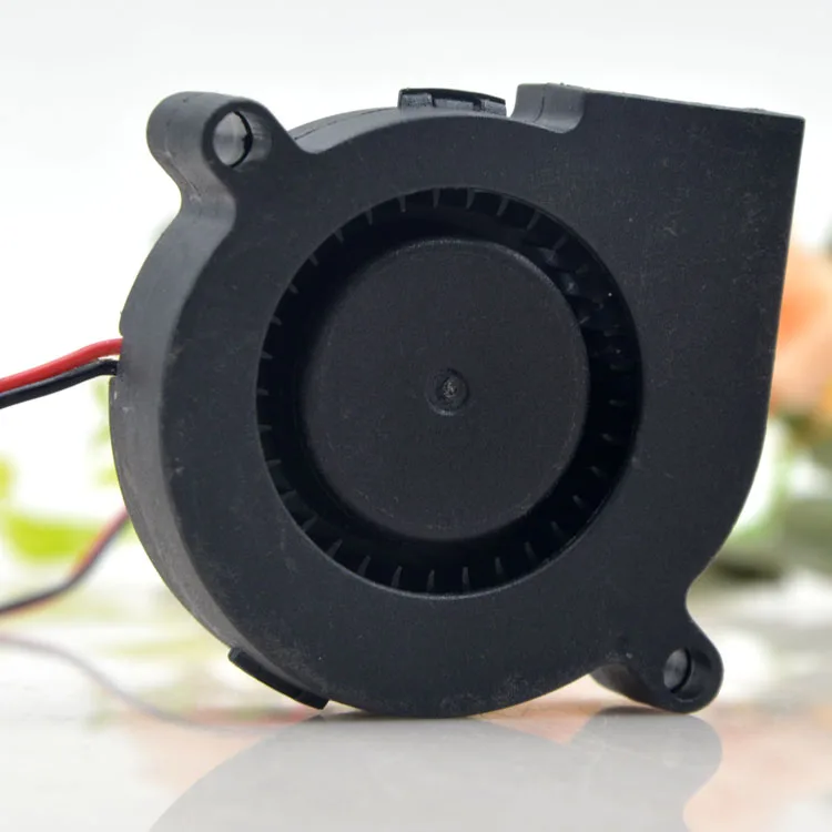 Ventilador en funcionamiento dentro de un humidificador