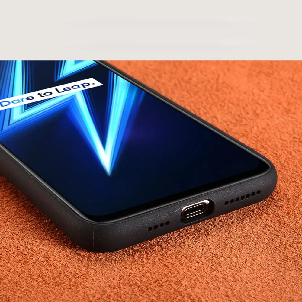 Vista trasera de la funda protegiendo la cámara