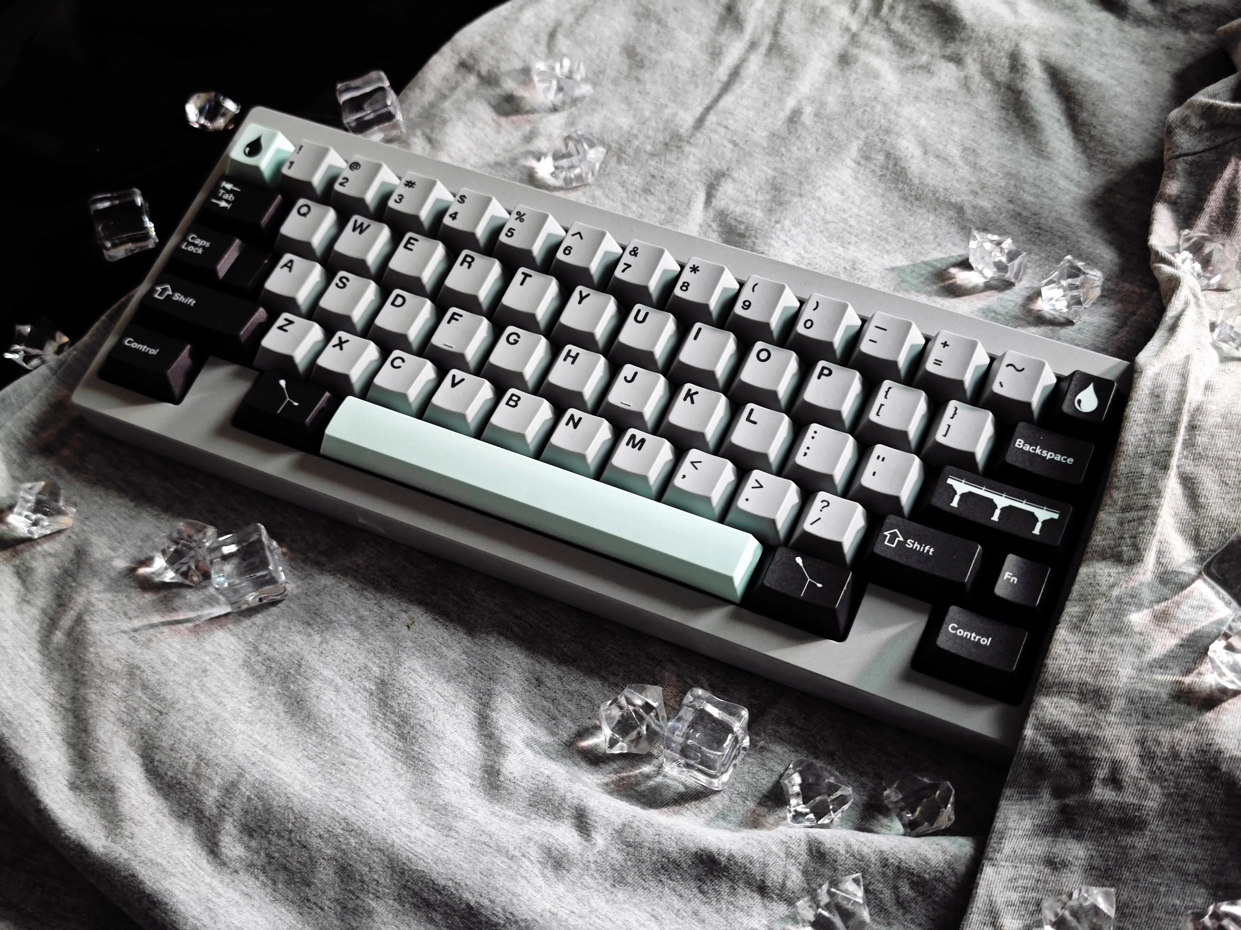 GMK Keycaps PBT MX para Teclado Mecánico – Días Lluviosos - imagen 2
