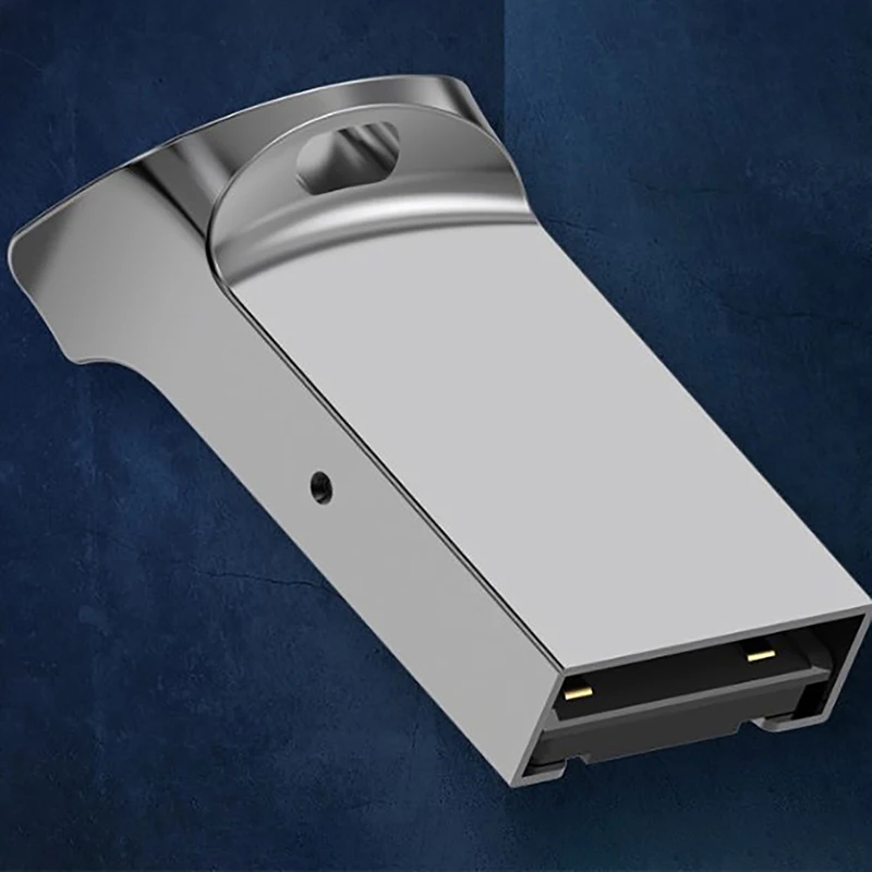Mini adaptador de metal negro con acabado elegante