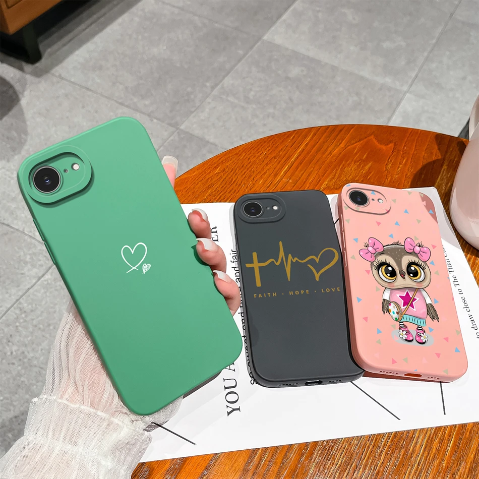Funda Silicona Líquida iPhone SE 2025 – Diseño Mariposa Suave - imagen 4