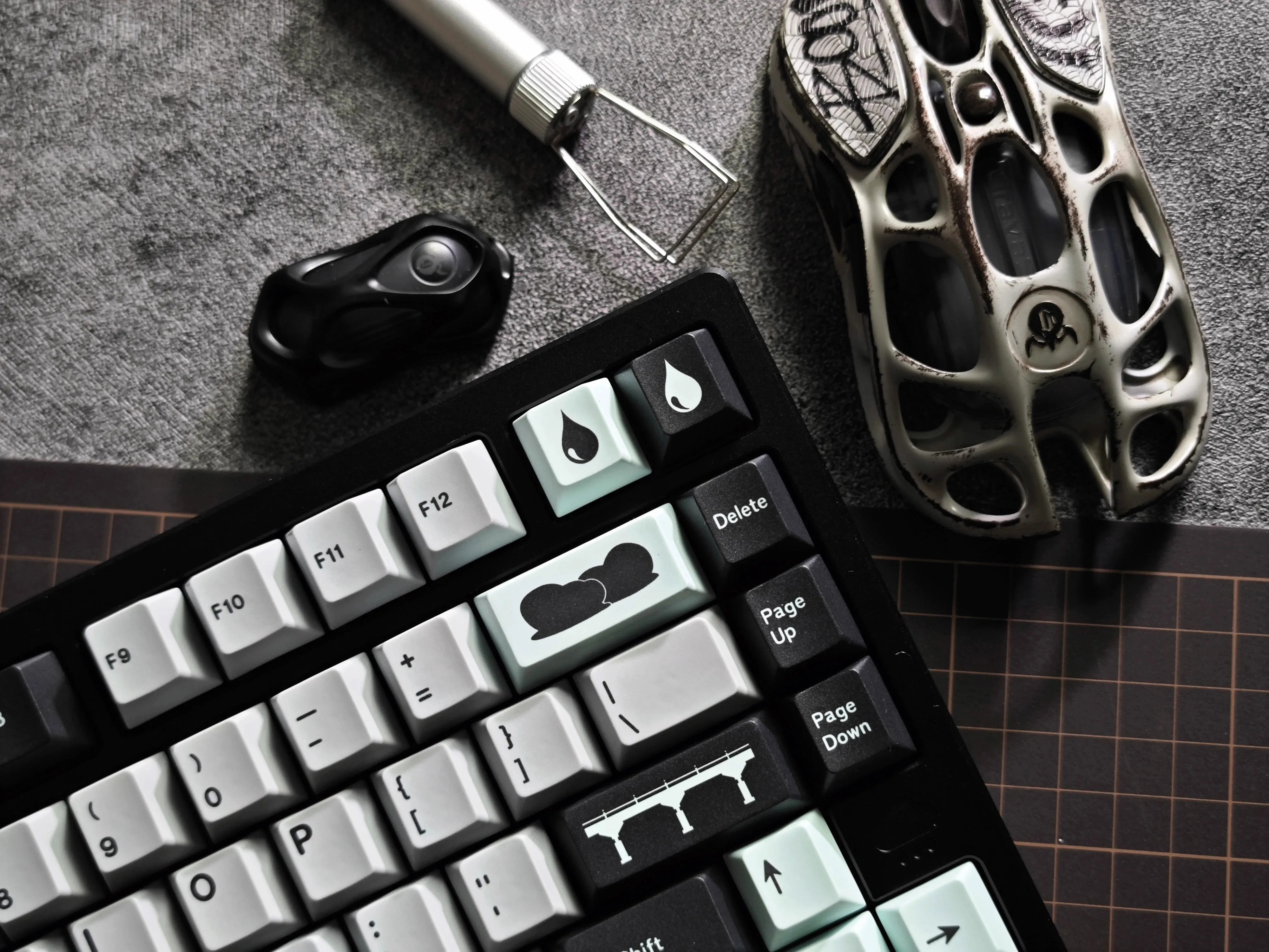 GMK Keycaps PBT MX para Teclado Mecánico – Días Lluviosos - imagen 4