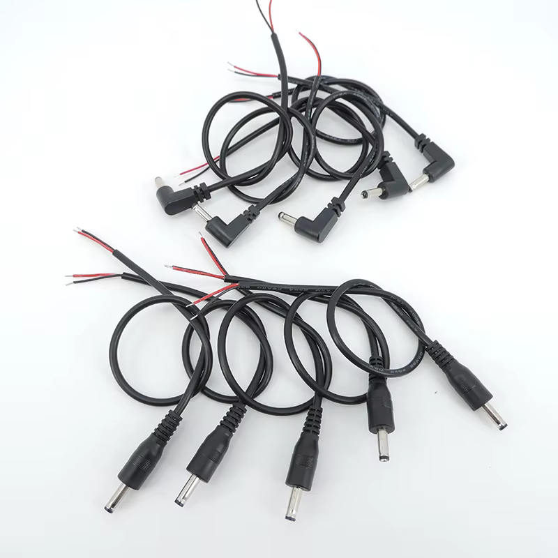 Cable con conector de alimentación DC y extremos estañados