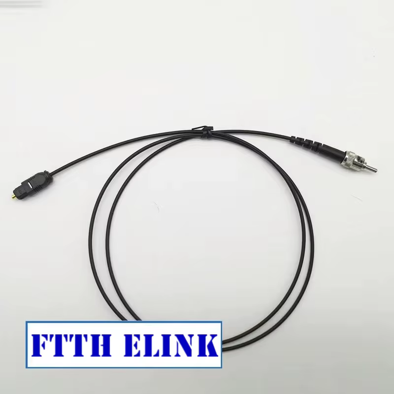 Detalle de conectores ST-Toslink para audio digital