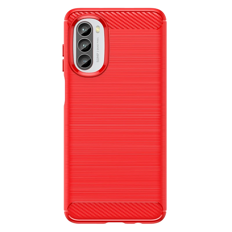 Funda puesta en el Moto G82 5G mostrando puertos accesibles