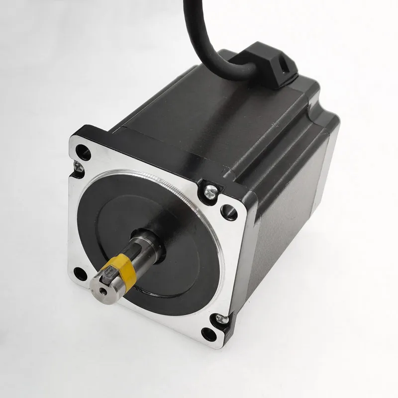 Motor instalado en eje CNC