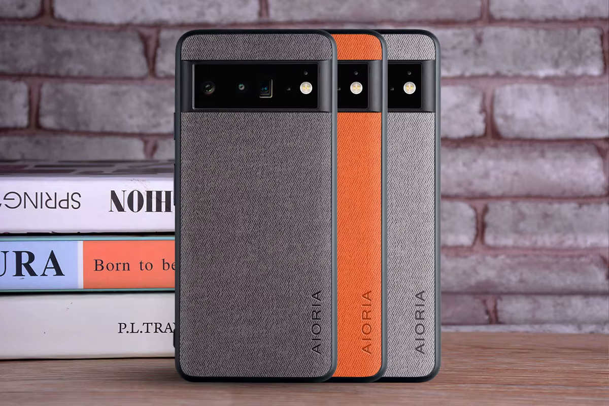 Funda de cuero textil vista frontal con apertura para la cámara