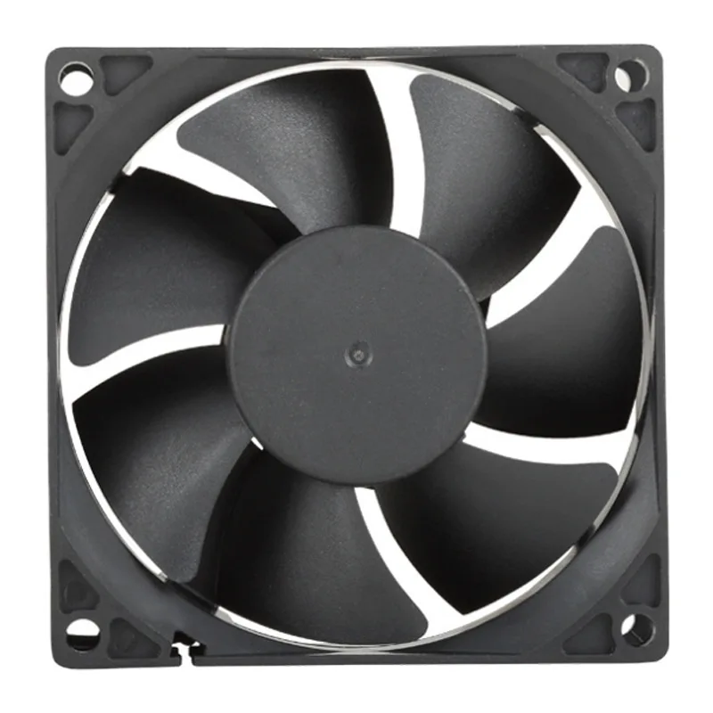 Ventilador OULLX 80mm instalado en caja de PC