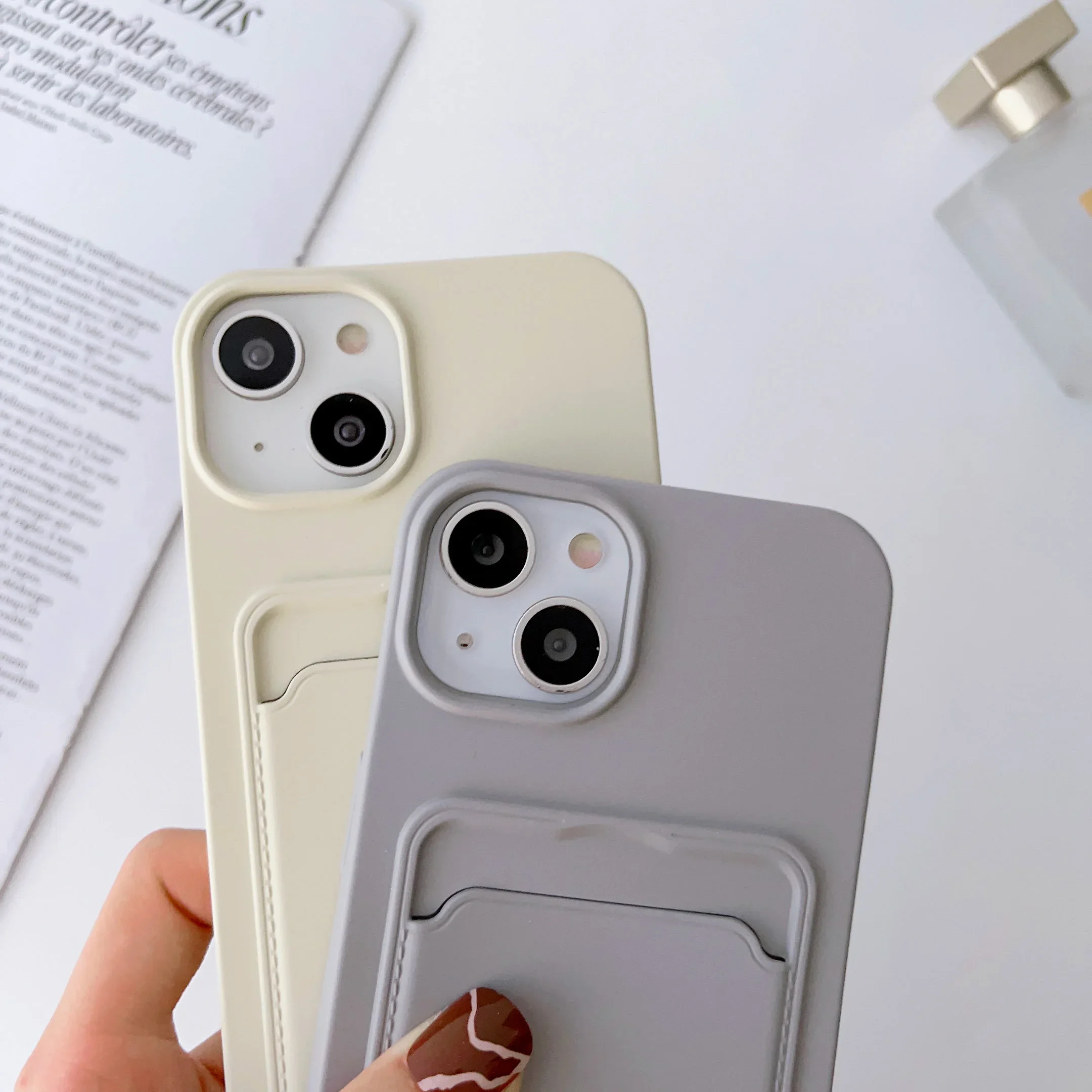 Funda iPhone con Cordón y Bolsillo TPU – Compatibilidad 15 Pro Max a XR - imagen 3