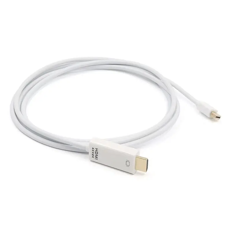 Conector HDMI dorado del cable