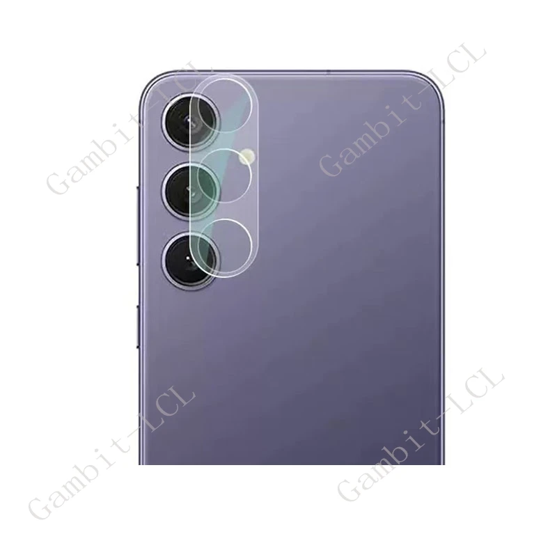 Protector aplicado sobre la lente del Galaxy A16