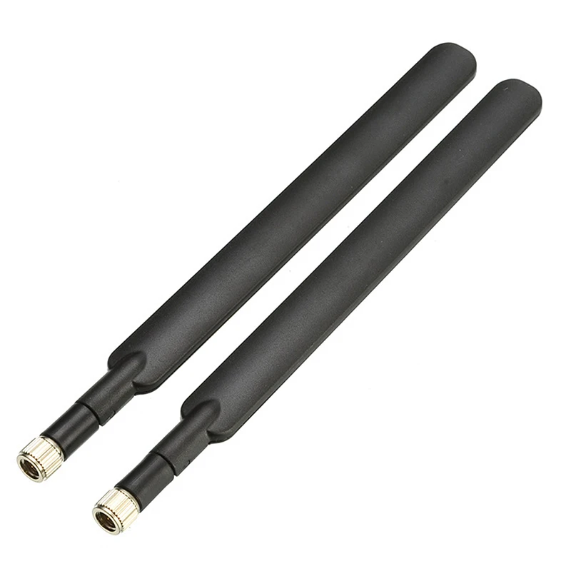 Antena 4G montada en techo con conector SMA