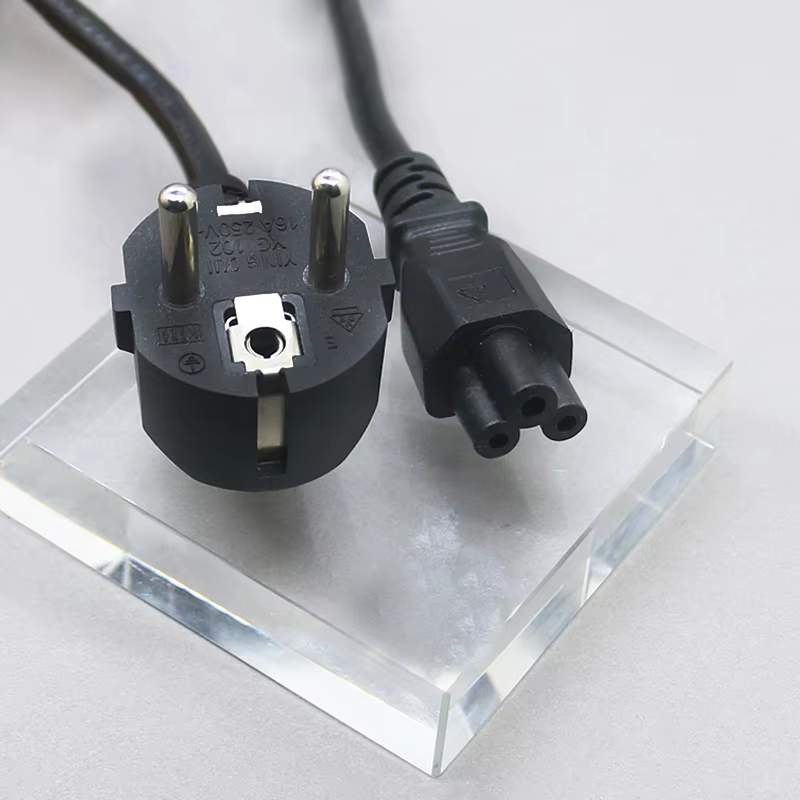Cable de alimentación IEC C5 para portátil y TV - imagen 4