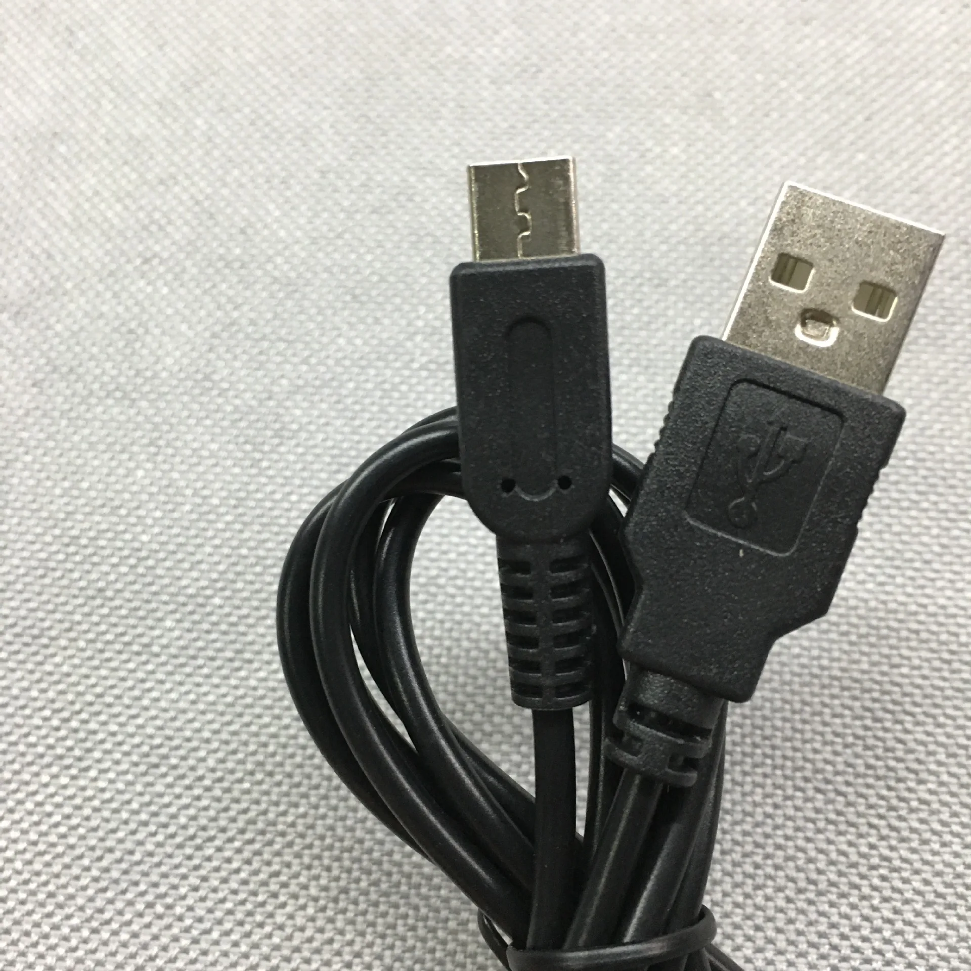 Comparativa de tamaño y flexibilidad del cable