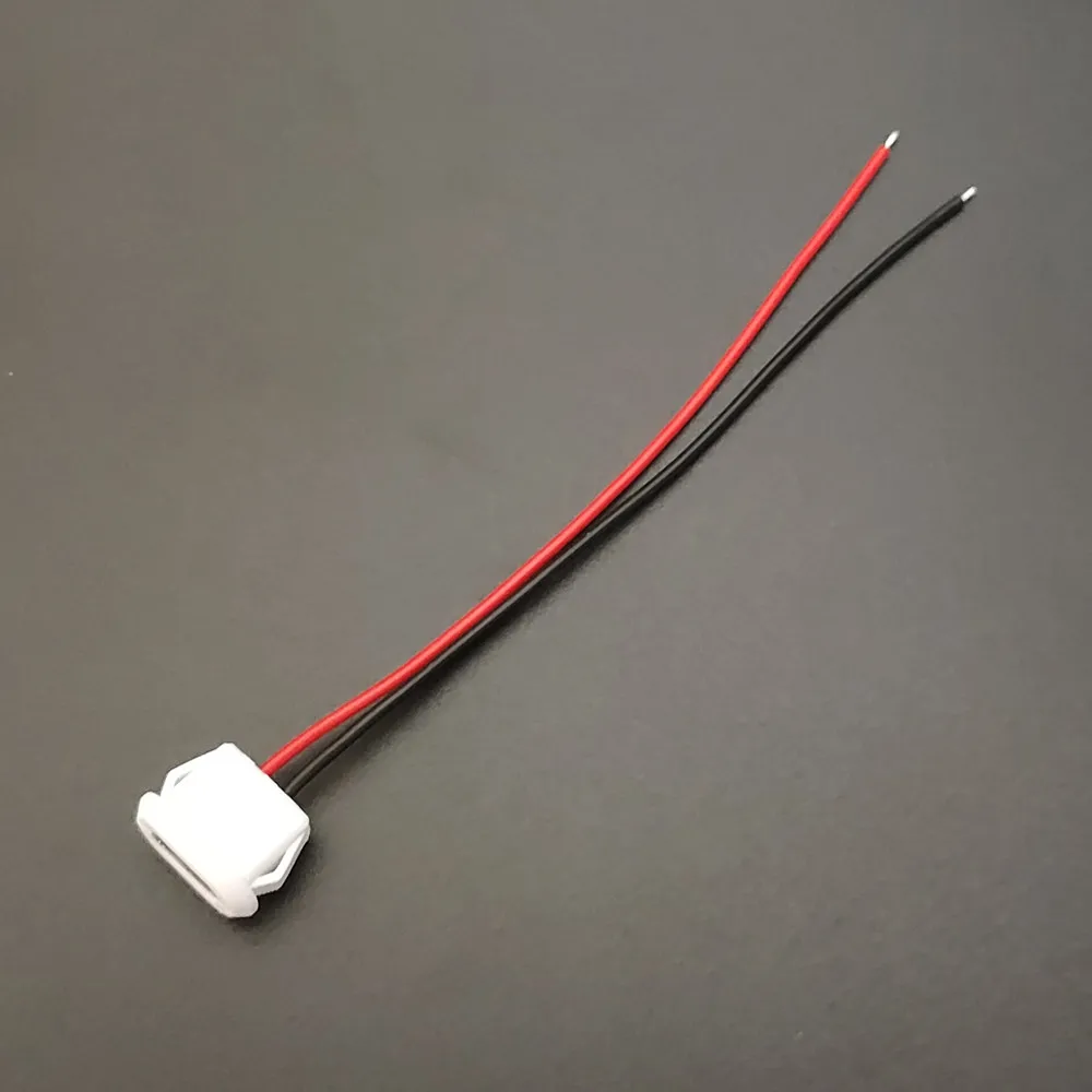 Conector instalado en PCB