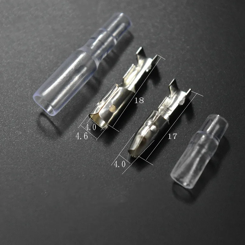 Conectores macho y hembra con fundas