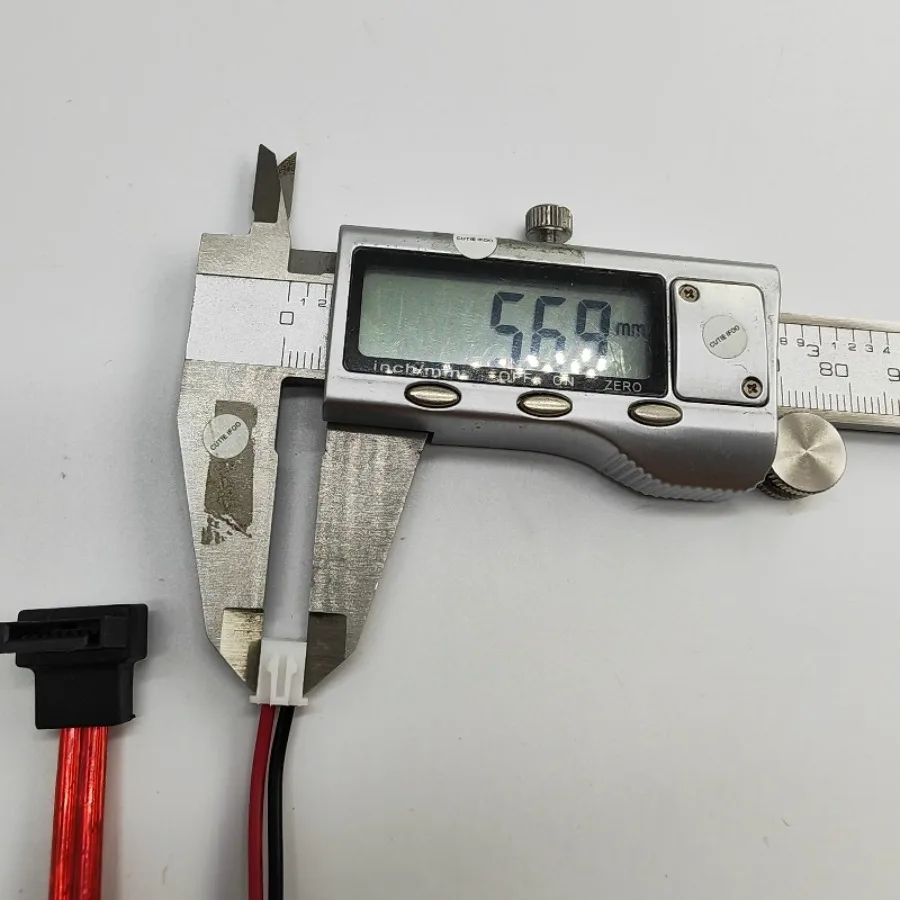 Conector SATA de 22 pines en ángulo