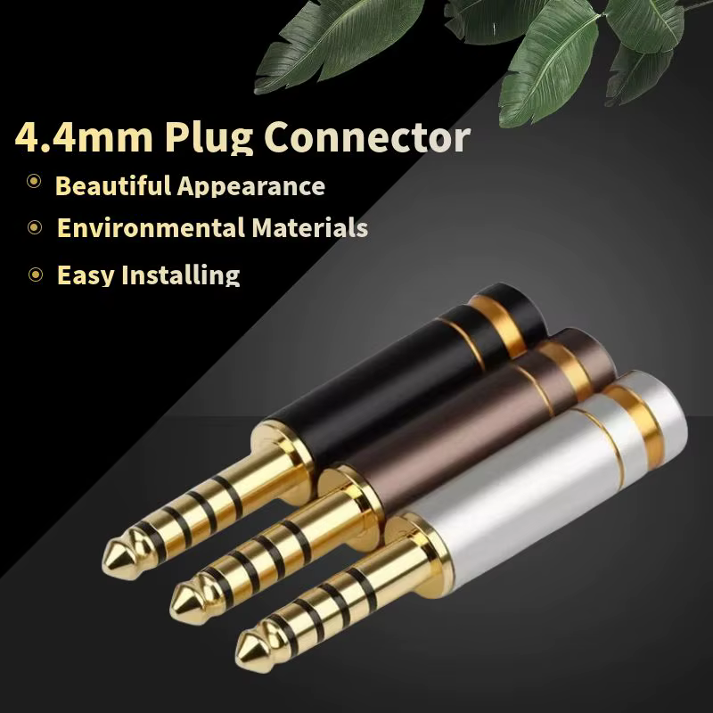 Vista frontal del conector 4,4 mm chapado en oro