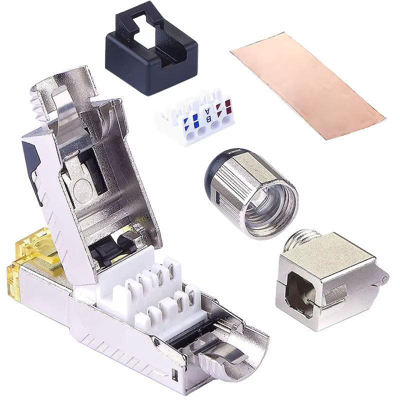 Detalle del conector Ethernet RJ45 para cable SFTP