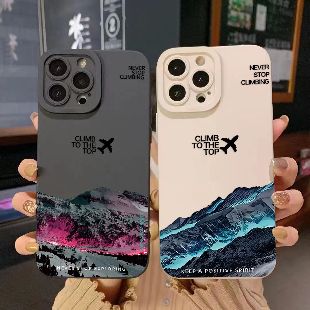 Funda de silicona suave con diseño montaña y aviones