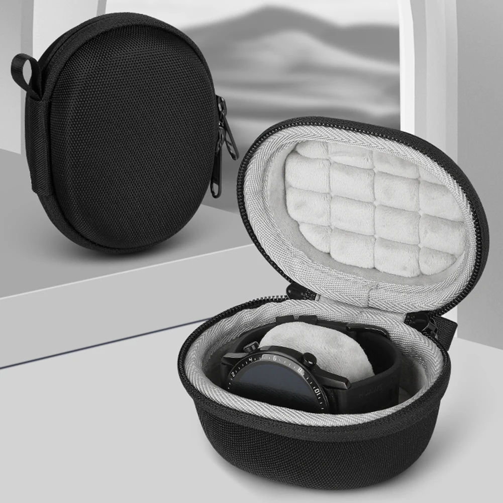Estuche compacto disponible en varios colores
