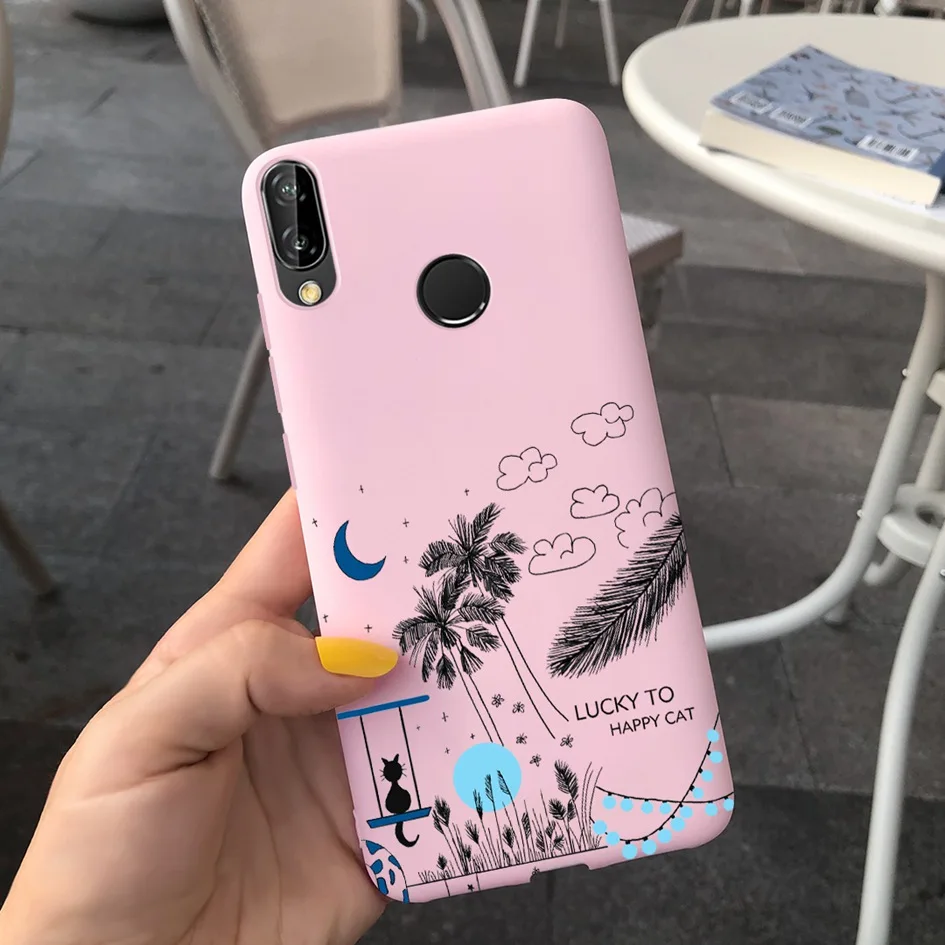 Funda protectora TPU con diseño corazón