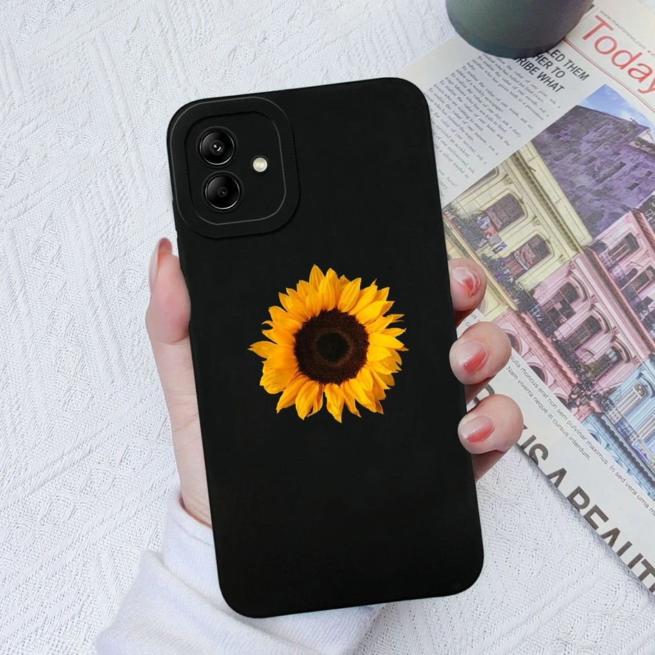 Funda Silicona Floral Samsung Galaxy A04 – Protección Antigolpes - imagen 4