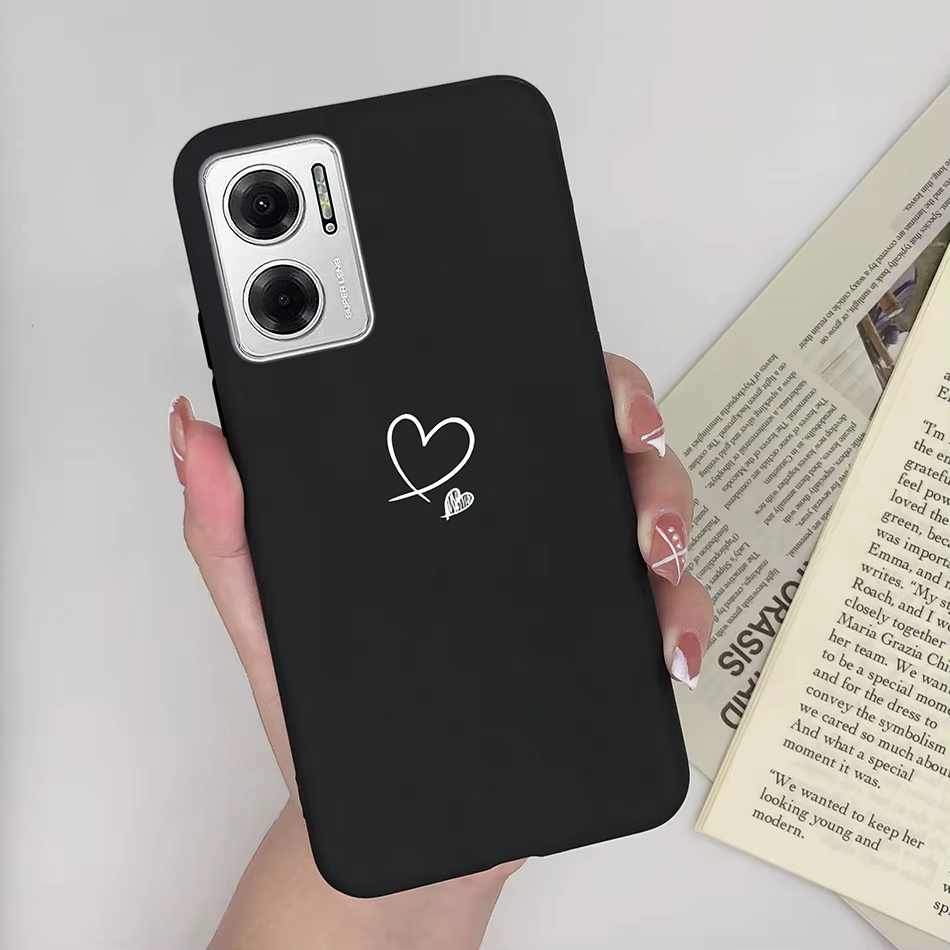 Funda de silicona mate con diseño de corazón para Xiaomi Redmi Note 11E