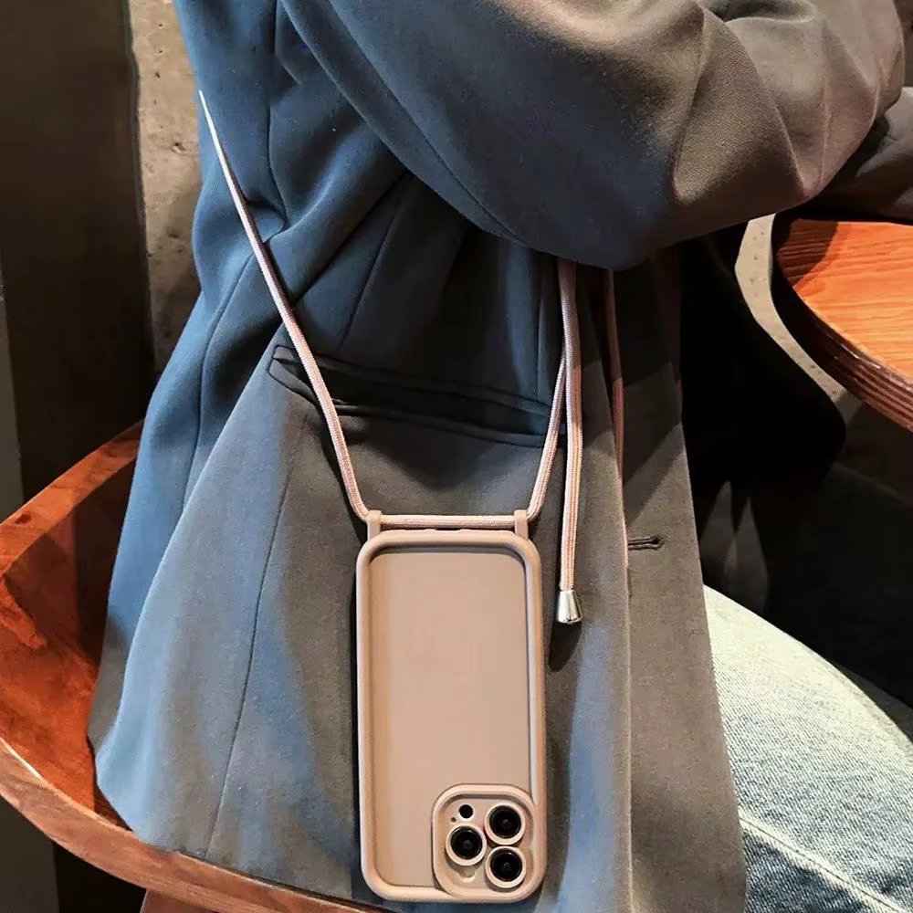Funda de silicona transparente con correa negra para iPhone
