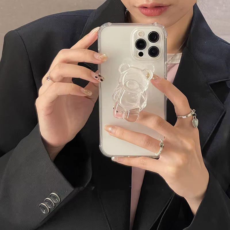 Funda trasera con oso 3D visible