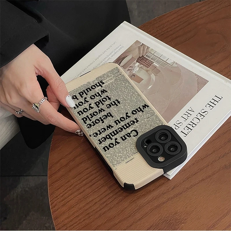 Funda Silicona iPhone con Letras Negras – Carcasa Suave Antigolpes - imagen 2