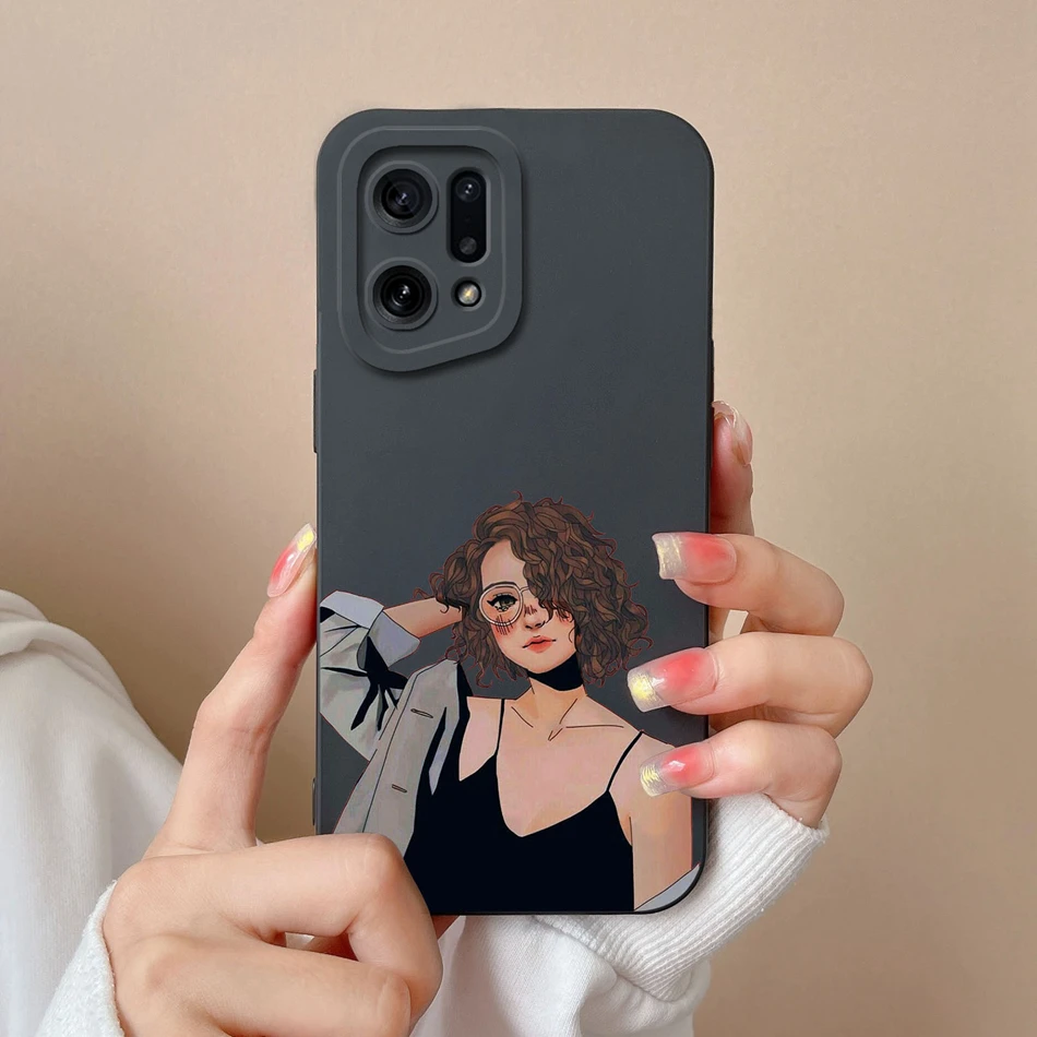 Vista frontal de la funda en negro caramelo