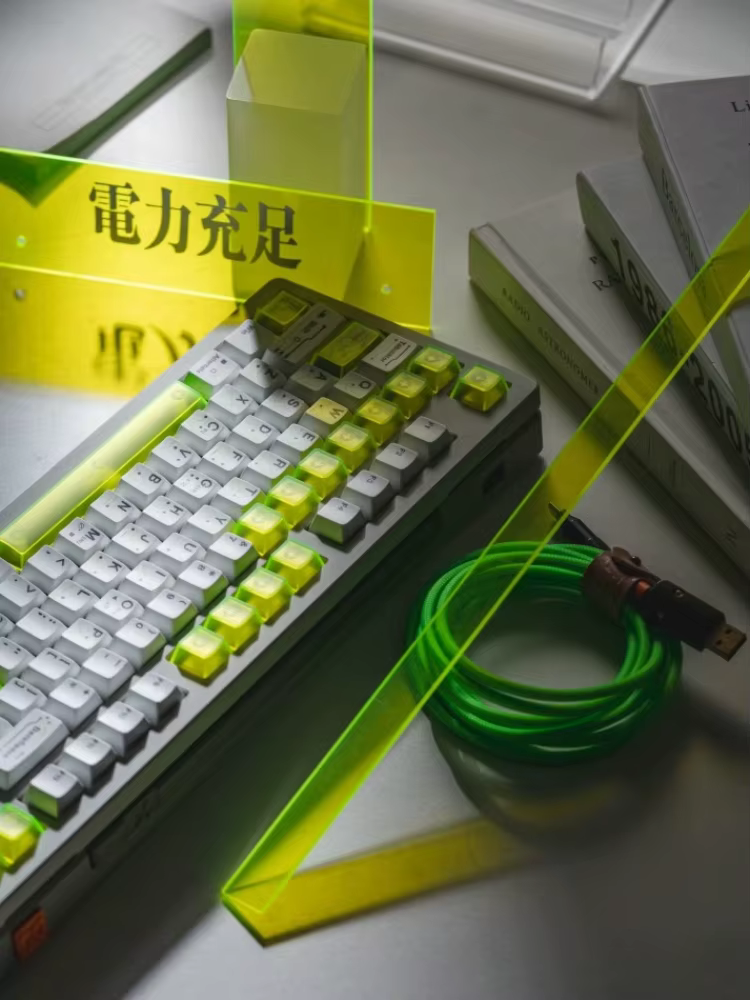 Teclas PBT Cherry Gaming Perfil Fluorescente Verde Antidesgaste - imagen 3