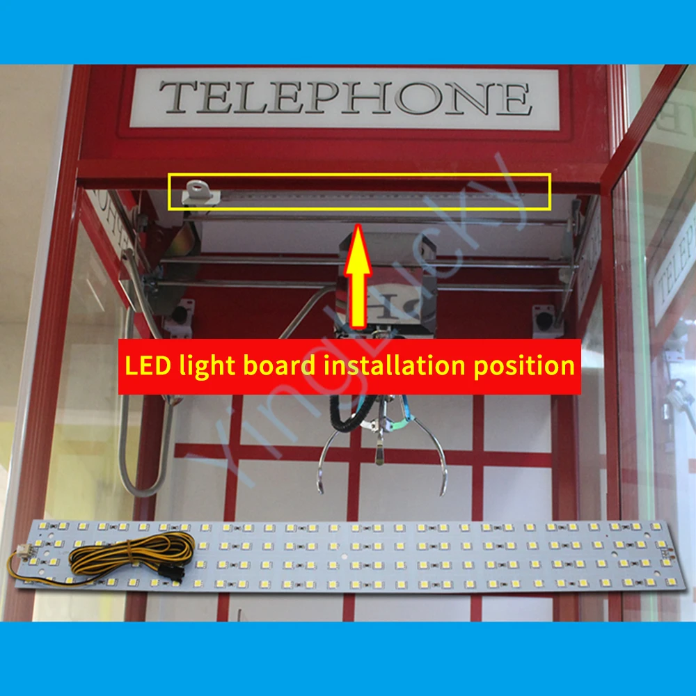 Tira LED de 50 cm instalada en el interior del gabinete