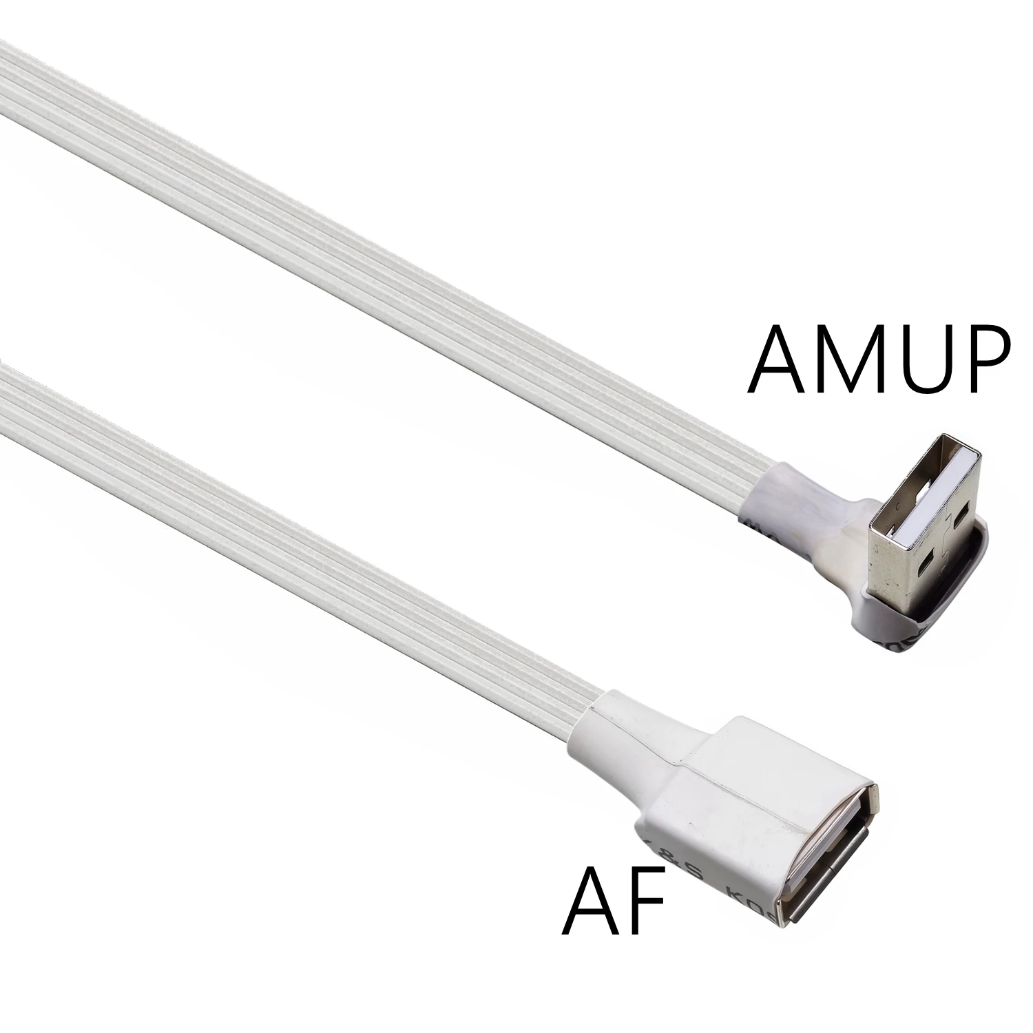 Detalle de conectores USB angulares