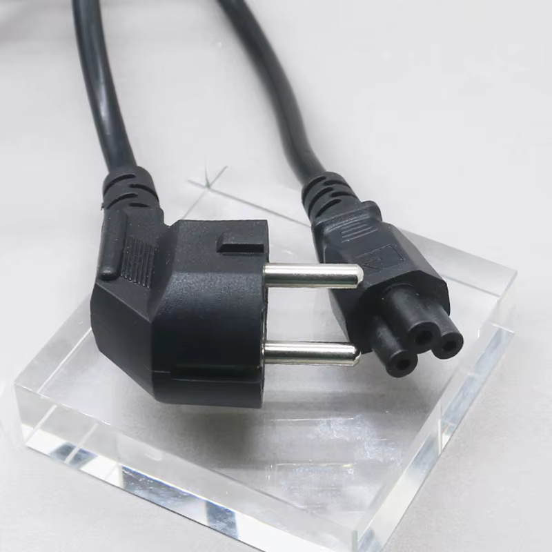 Cable de alimentación IEC C5 para portátil y TV - imagen 3