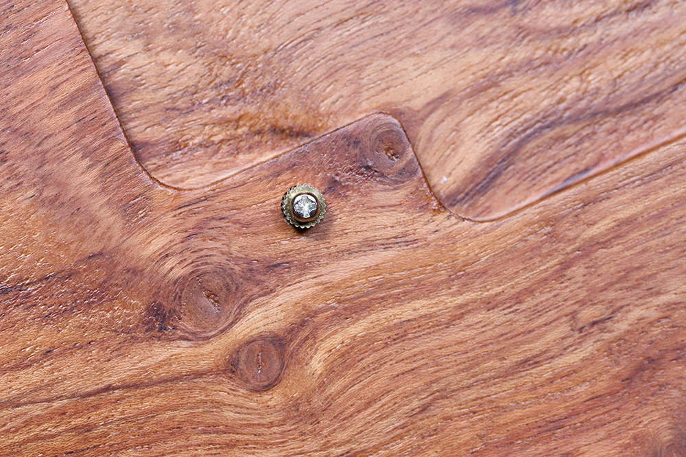 Caja de madera de palisandro para teclado 60%