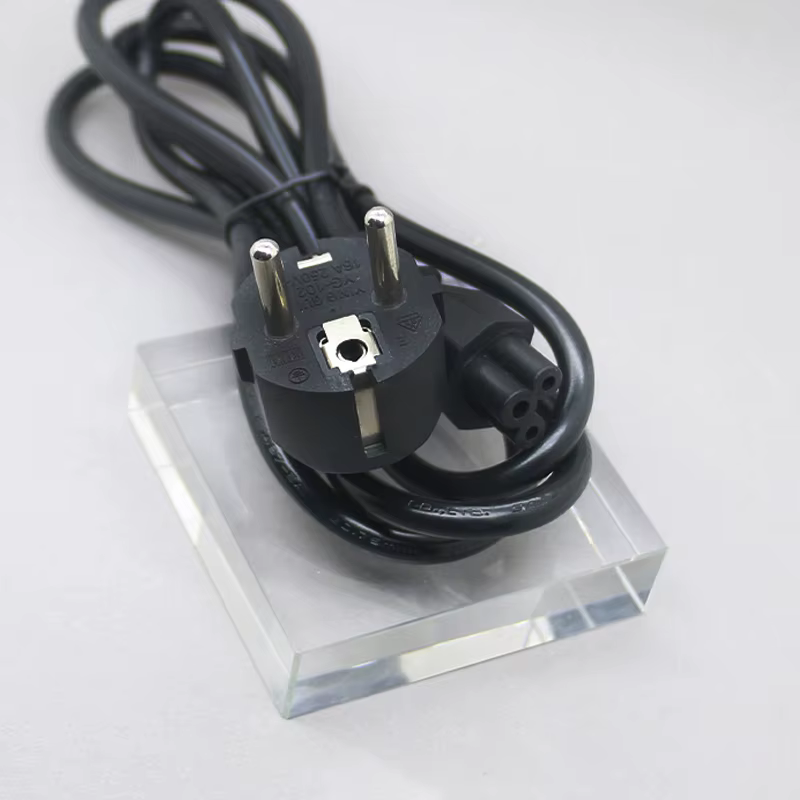 Cable de alimentación IEC C5 para portátil y TV