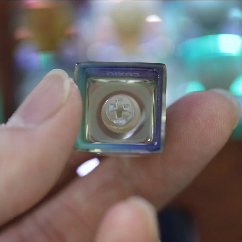 Keycaps Sistema Solar Luna y Planetas – Teclas MX ESC Translúcidas - imagen 4