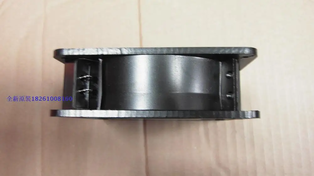 Ventilador Sunon SP100A perfil lateral mostrando profundidad
