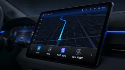 Interfaz de Android Auto sin barra lateral en pantalla de coche.